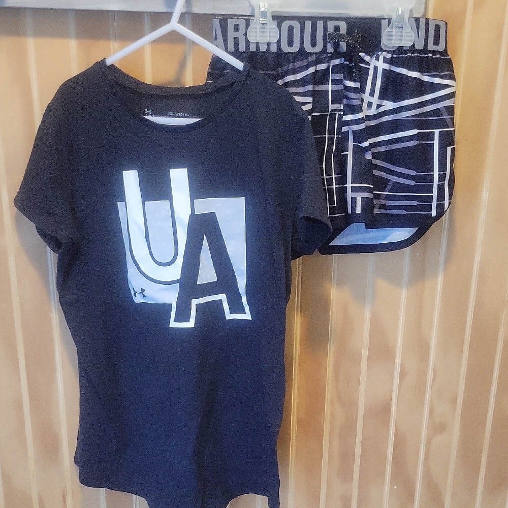 Under Armour Black Graphic Tee and Patterned Shorts